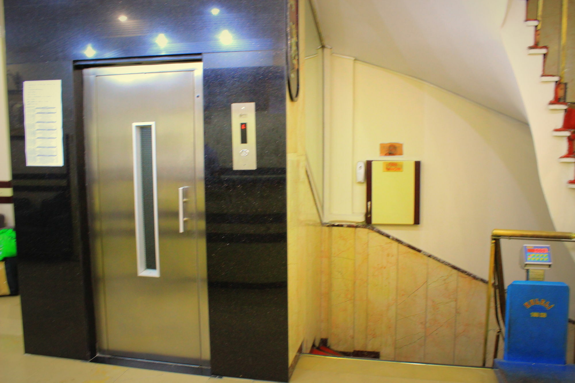 Dempa Hotel Istanbul Exterior photo